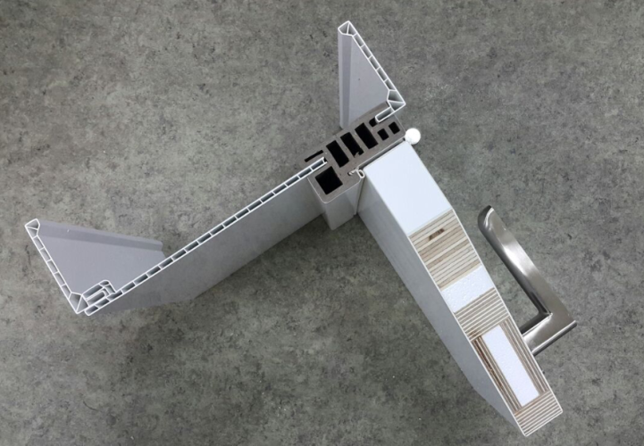 Влагостойкая дверь ПВХ Etadoor ДГ Белый с AL торцами с иллюминатором и отбойной пластиной